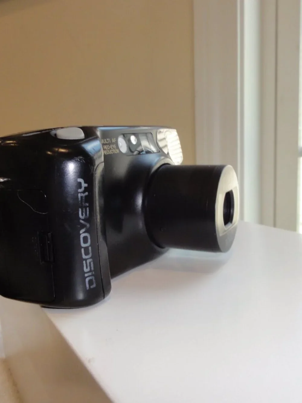 FUJI Discovery 1000 Zoom Date 35-80mm Point and Shoot Camera TESTED/WORKING!